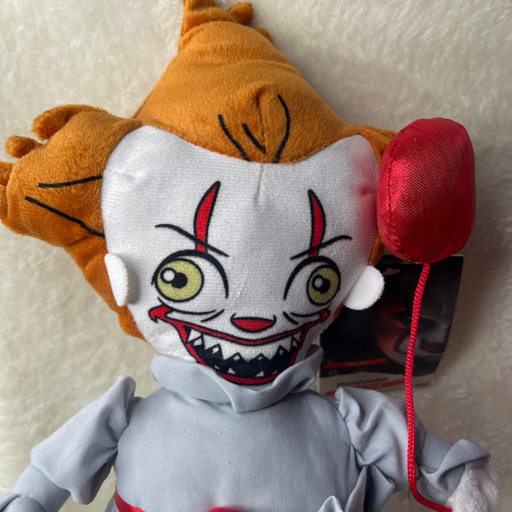It - Picture 2 of 6